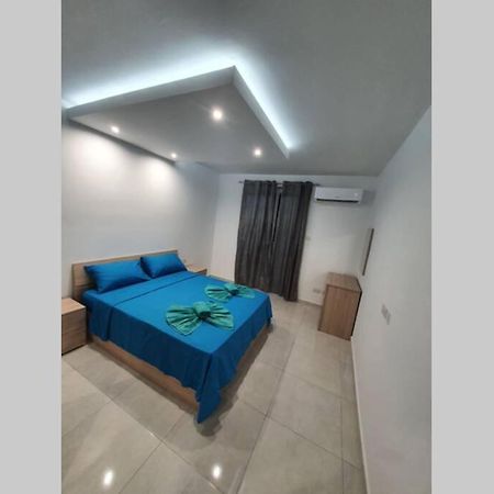 Seaview 2 Double Bedroom Modern Apartment خليج سانت بول المظهر الخارجي الصورة