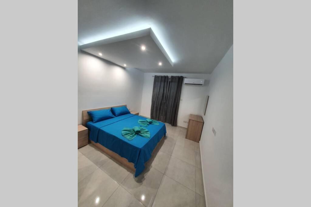 Seaview 2 Double Bedroom Modern Apartment خليج سانت بول المظهر الخارجي الصورة