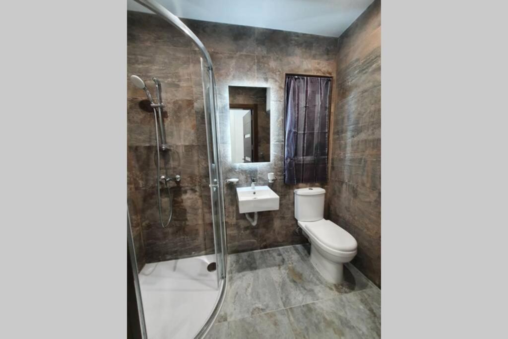 Seaview 2 Double Bedroom Modern Apartment خليج سانت بول المظهر الخارجي الصورة